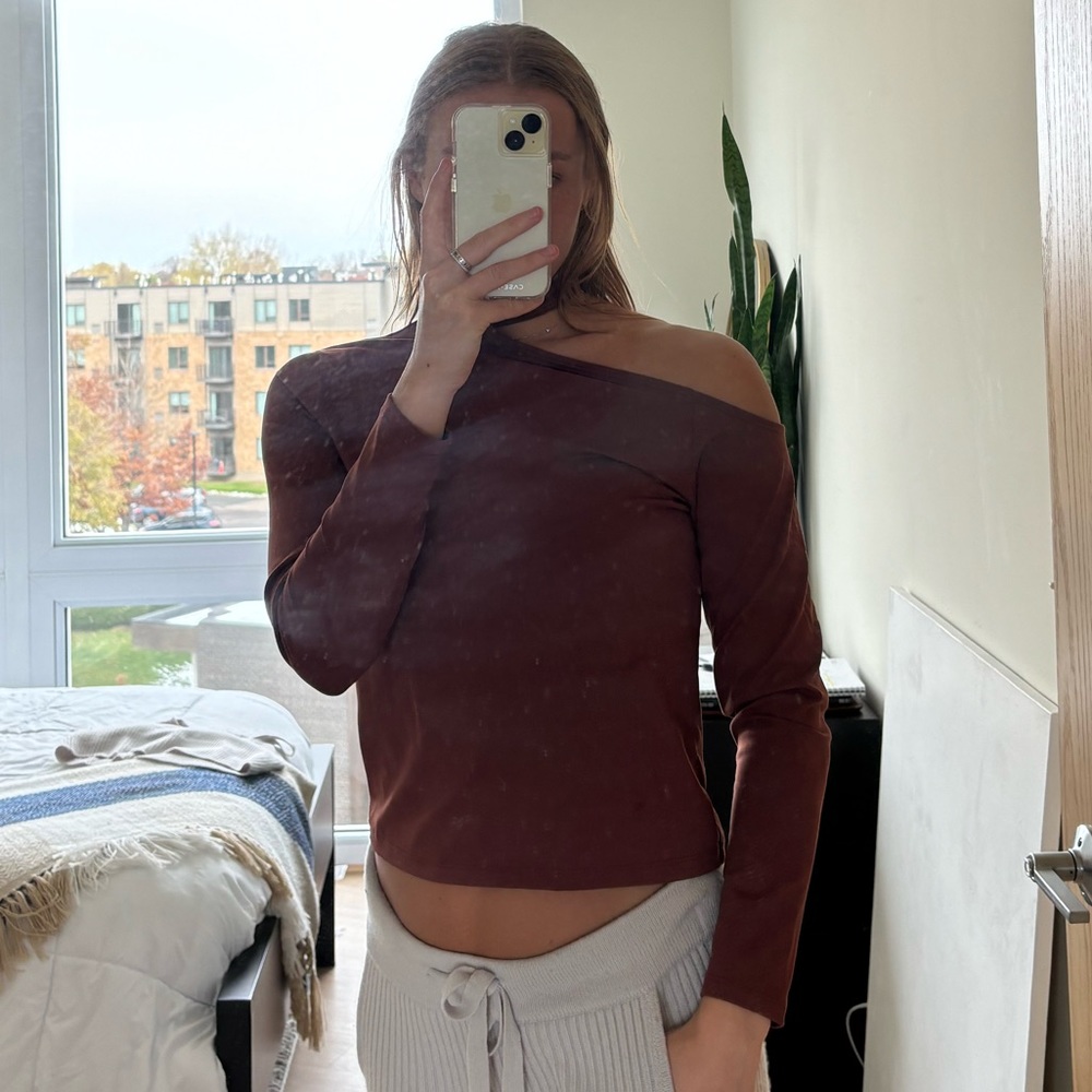Abercrombie and Fitch asymmetrical top